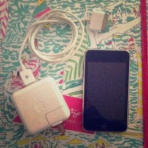32G iPod touch and charger