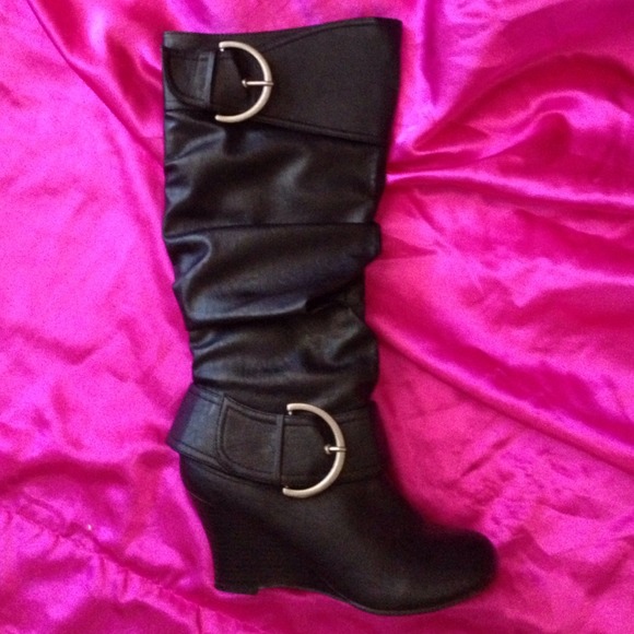 Black Wedge Heel Boots