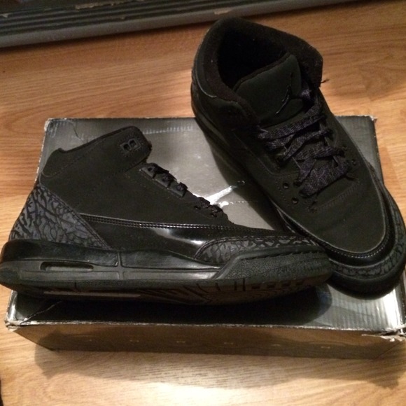 black cat 3s