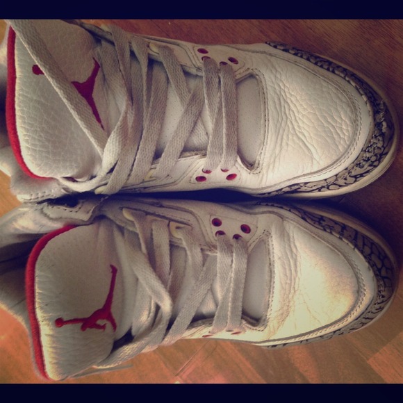 Traded💞 Jordan Cement 3s