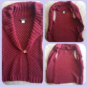 ❤SOLD❤ Maroon sweater vest