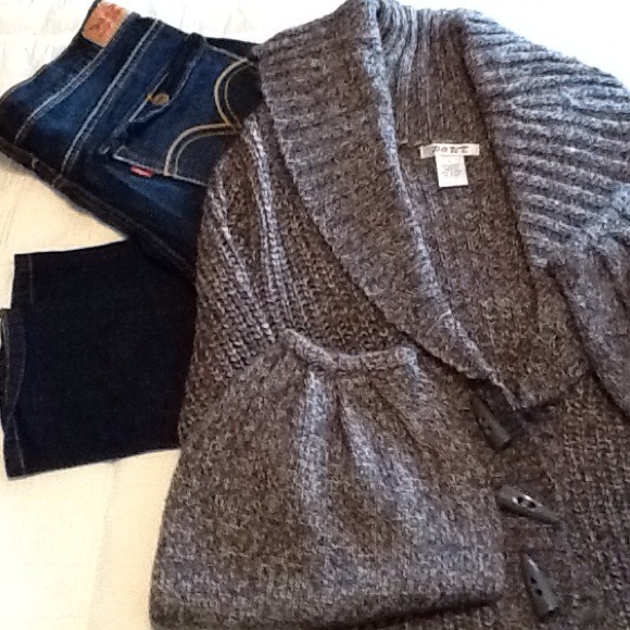 Levi's and gray sweater bundled for curves1973: