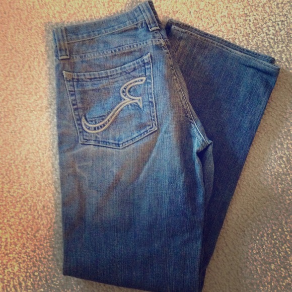 REDUCED from $35 Rock & Republic men's jeans