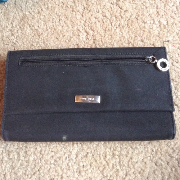 Nine West all black wallet