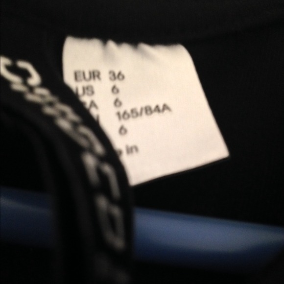 H&M little black dress! - Picture 3 of 4