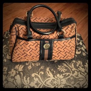 Speedy handbag by Tommy Hilfiger