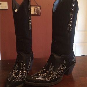 Black western inspired boots