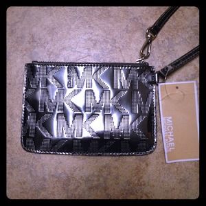 Authentic Michael Kors wristlet