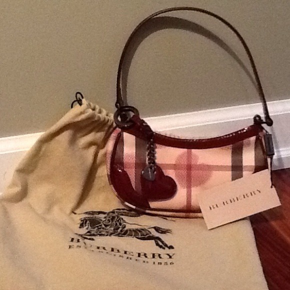 100% Authentic Burberry Heart Nova Check Handbag