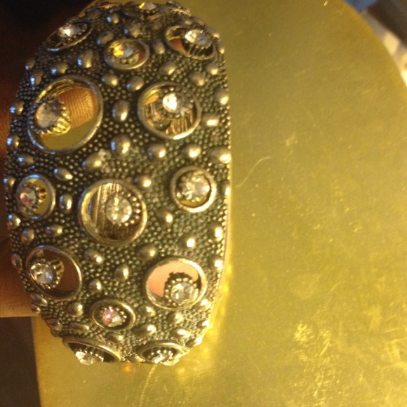 Precious stone laded bracelet