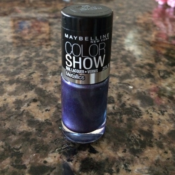 Cute maybeline nail polish