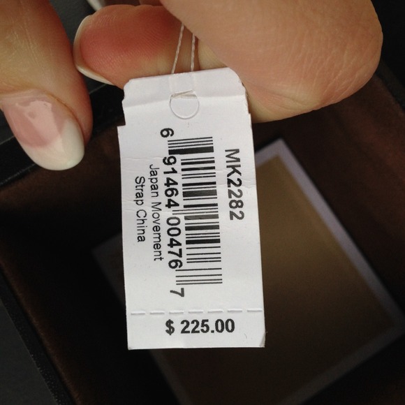 ❌SOLD❌🕖Michael Kors watch🕔 - Picture 2 of 2