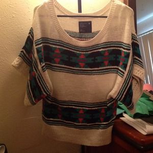 Aztec print pull over sweater