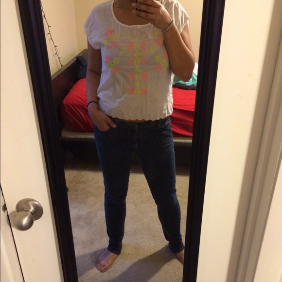 Patterned top - Picture 2 of 2