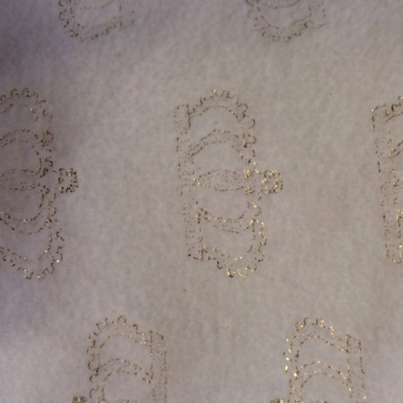 Old navy crown scarf