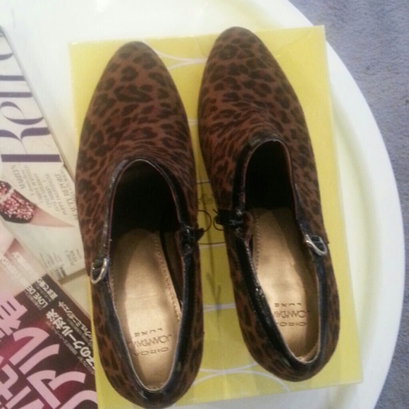 ♥SOLD♥Ankle boots size 8.5