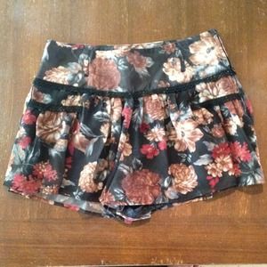 Short Floral skirt