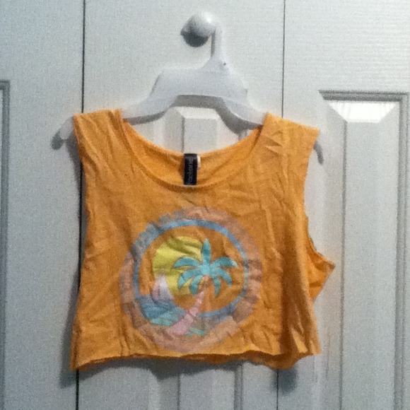 🌞Reduced🌞Crop top
