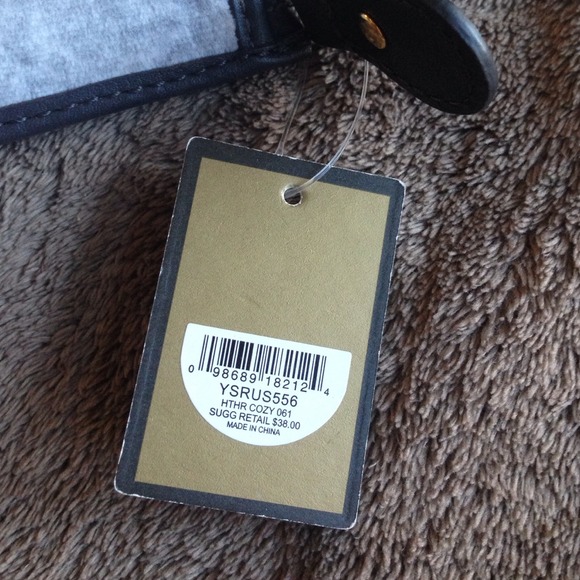 Juicy Couture keychain wallet - Picture 4 of 4