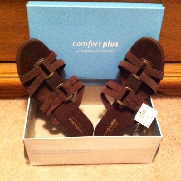 Sandals brown