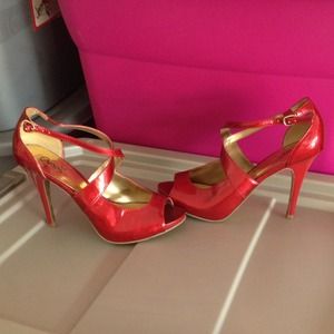 CARLOS SANTANA heels!