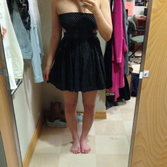 ❌❌SOLD❌❌Brandy melville polka for dany dress