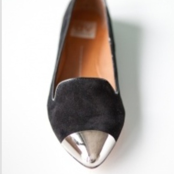 HOST PICK flash sale!  DV silver cap toe loafers