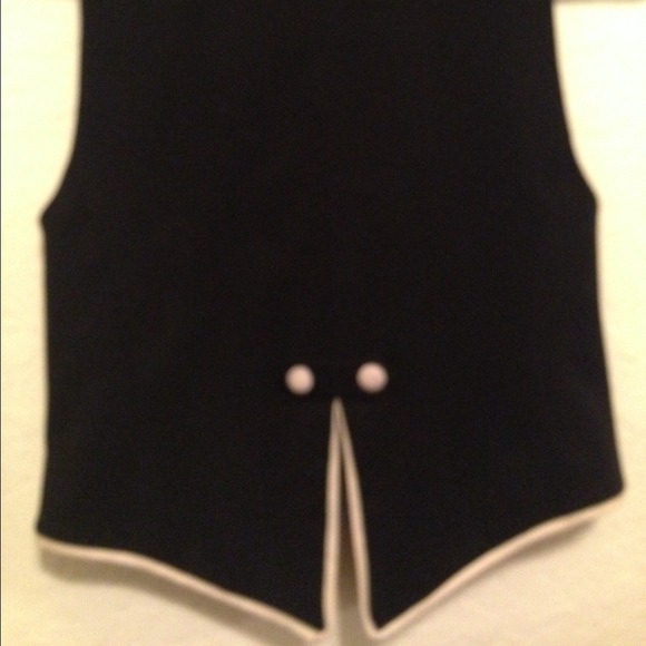 Black and white Vest - Picture 2 of 2