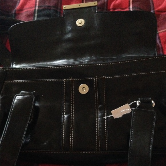 💥sale💥Apt9 black handbag w/ tag! - Picture 4 of 4