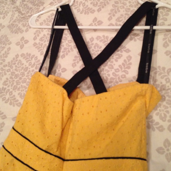 Cute Bebe flared sun dress - Picture 3 of 4