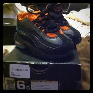 🔴🔴🔴 SOLD 🔴🔴🔴 Nike AirMax