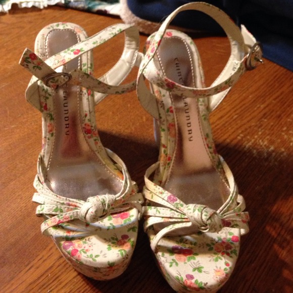 Chinese Laundry Shoes - Wedge strap sandals.  RESERVED🚩