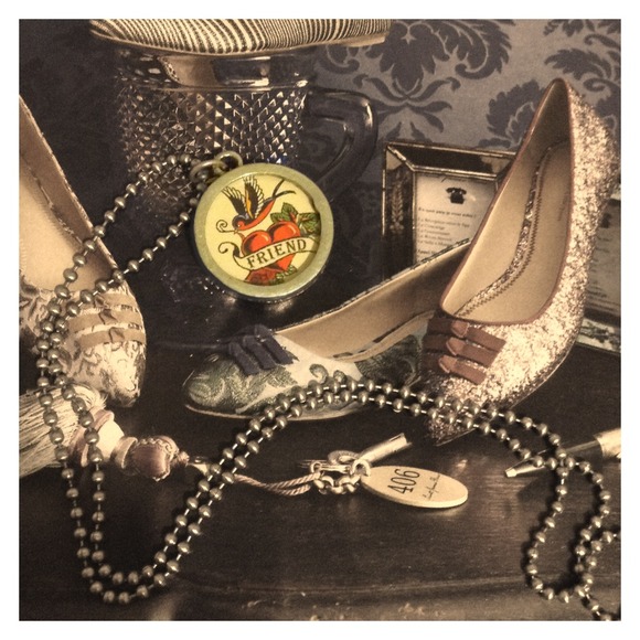 Two Sided Statement Friend Necklace