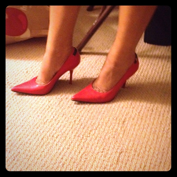 Red heel's