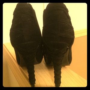 Super cute black lace booties