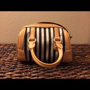 Henri Bendel Petite bowler bag NWOT