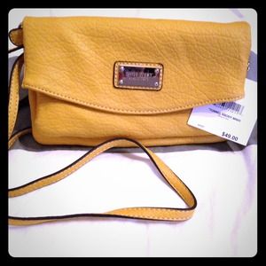 Nine West Tunnel Crossbody Mini - Yellow