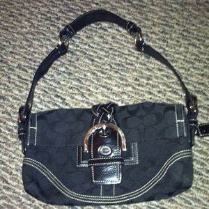 PRICE REDUCED!!!! Authentic Coach handbag 💖💜