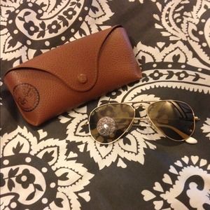 Ray Ban Aviators with white tips