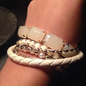6 piece white bracelet set new !
