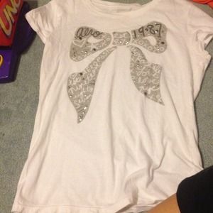 Bow t-shirt