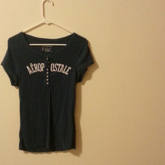 aeropostale navy blue stretchy tee