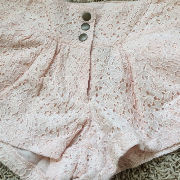 Baby Pink Eyelet High-waisted Short Shorts - Picture 2 of 4