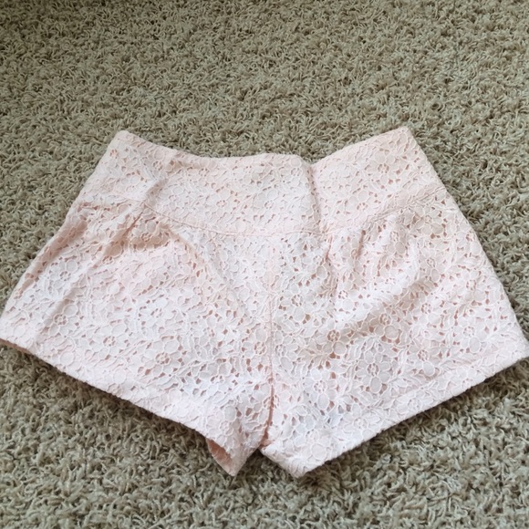 Baby Pink Eyelet High-waisted Short Shorts - Picture 4 of 4