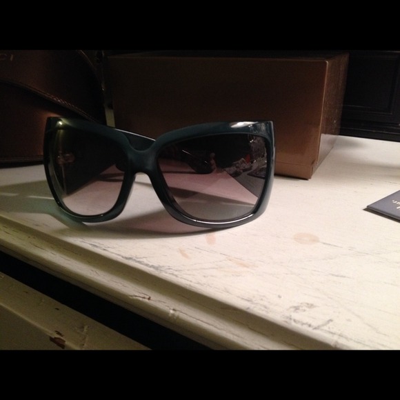 ‼️Reduced‼️ Authentic Gucci Sunglasses