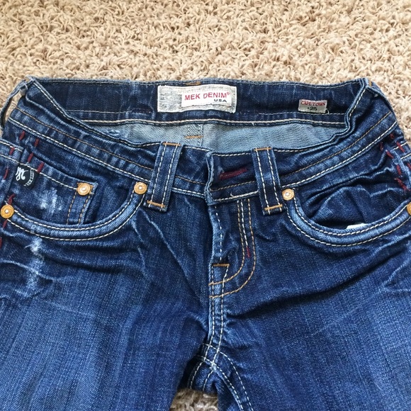 MEK Denim Cuffed Midi Capris - Picture 2 of 4
