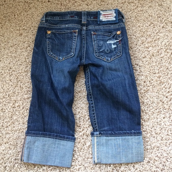 MEK Denim Cuffed Midi Capris - Picture 3 of 4