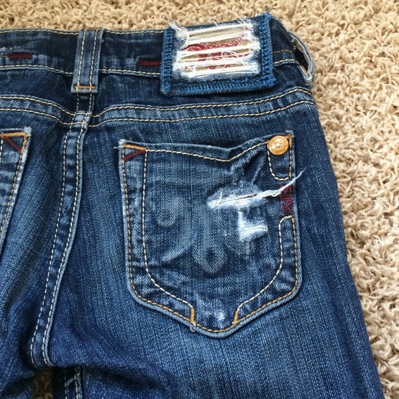 MEK Denim Cuffed Midi Capris - Picture 4 of 4