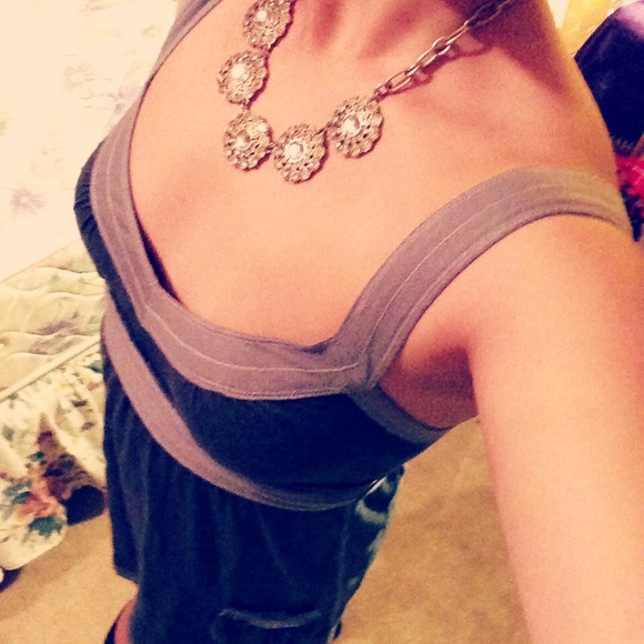 Abercrombie & Fitch tank - Picture 4 of 4