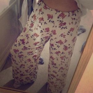 Brandy Melville floral pants